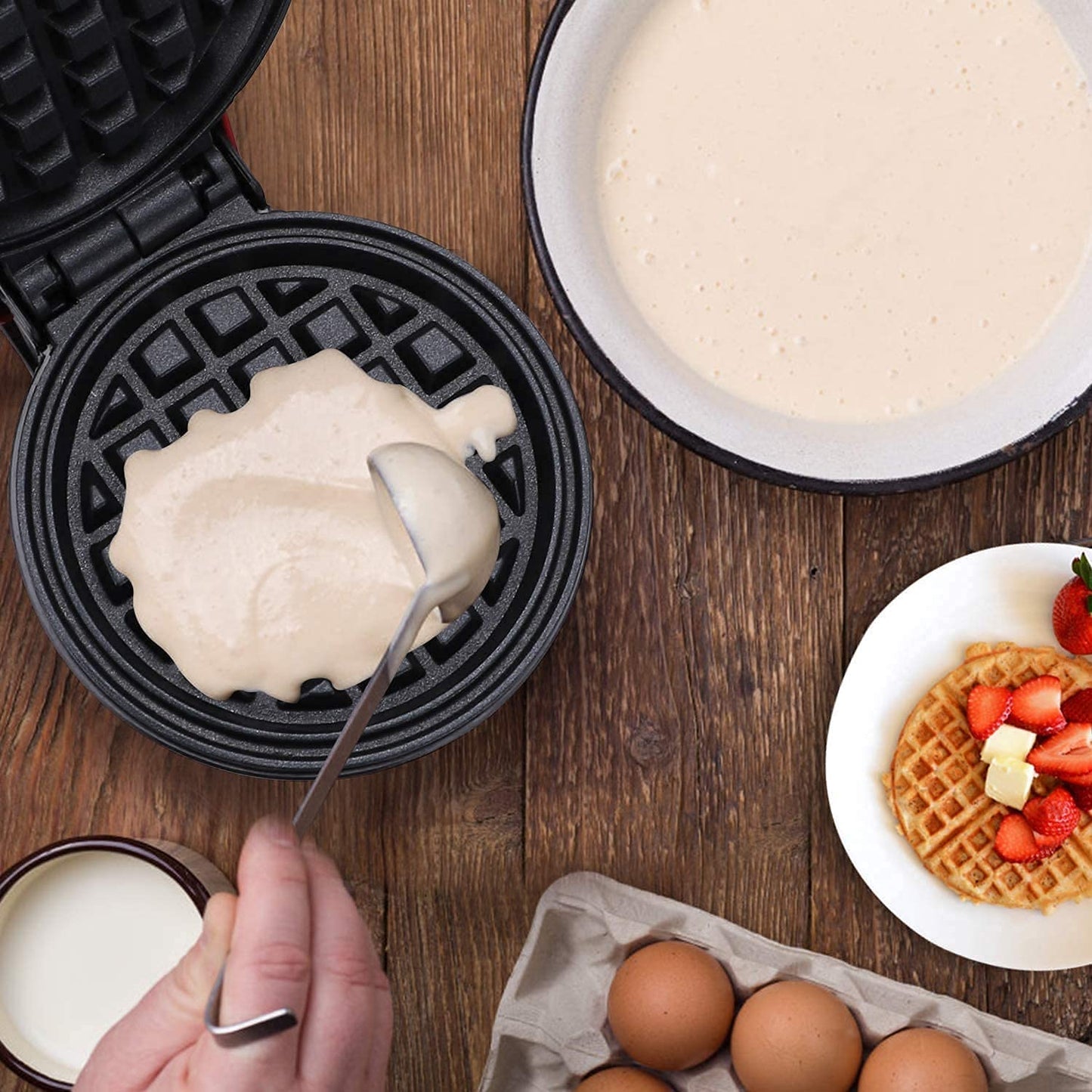Mini Waffle Maker ๐ง โ Compact, Non-Stick, 350W | Perfect for Home, Dorm & Travel ๐๏ธ