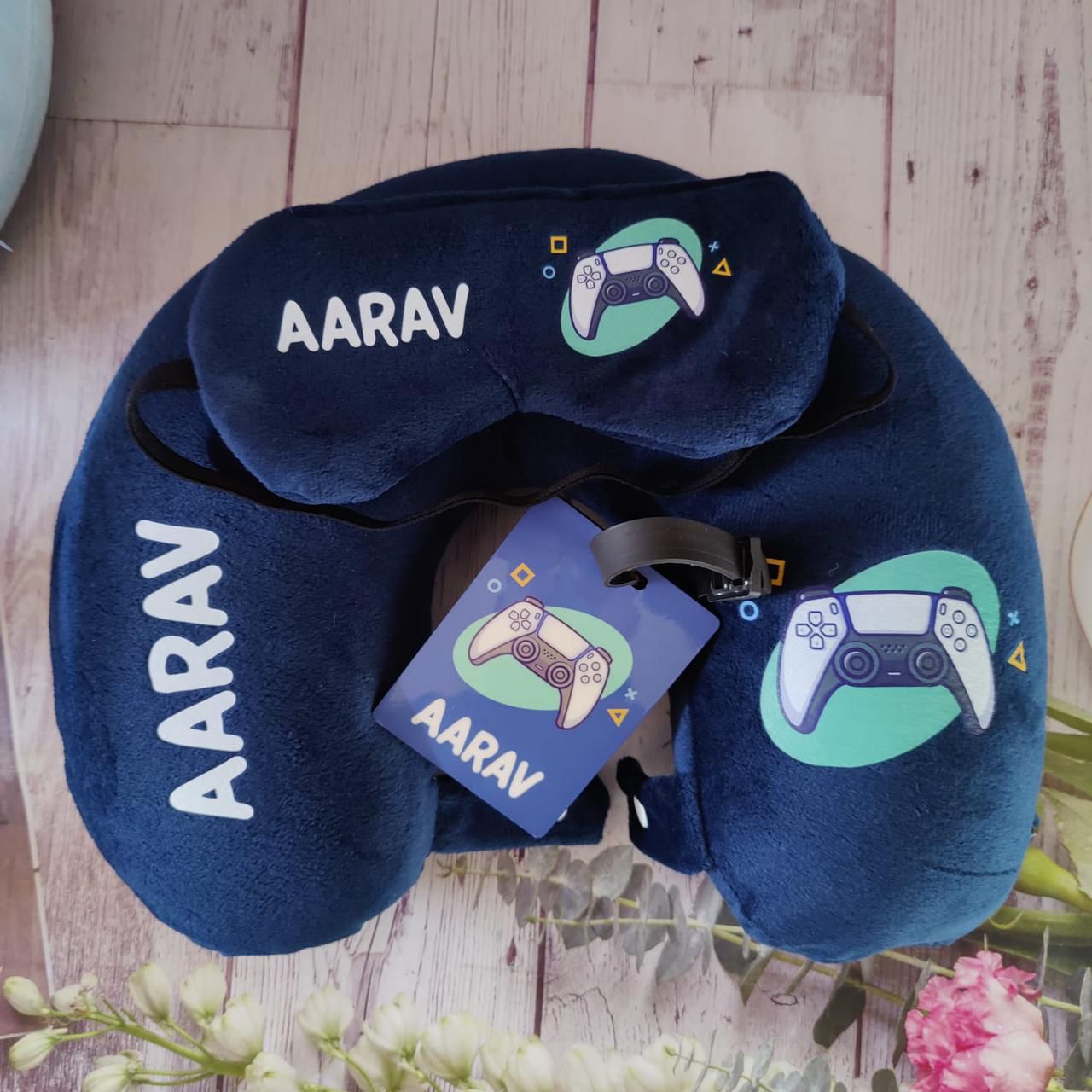 Personalized Neck Pillow Set