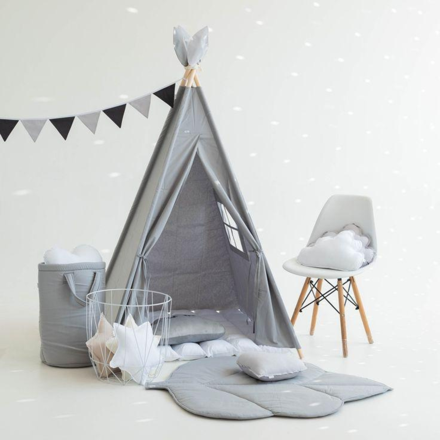 Kid’s Portable Teepee Tents With Cushion