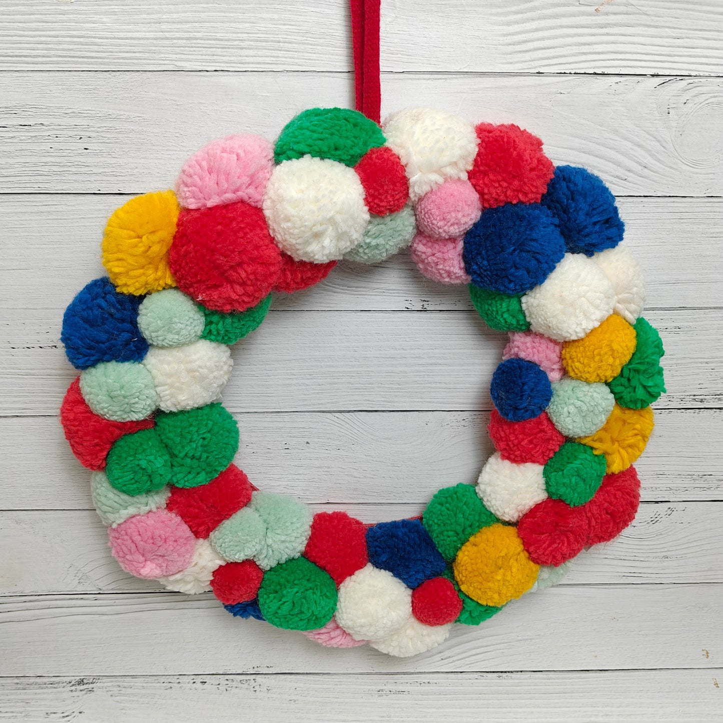 Merry Pom Pom Wreath
