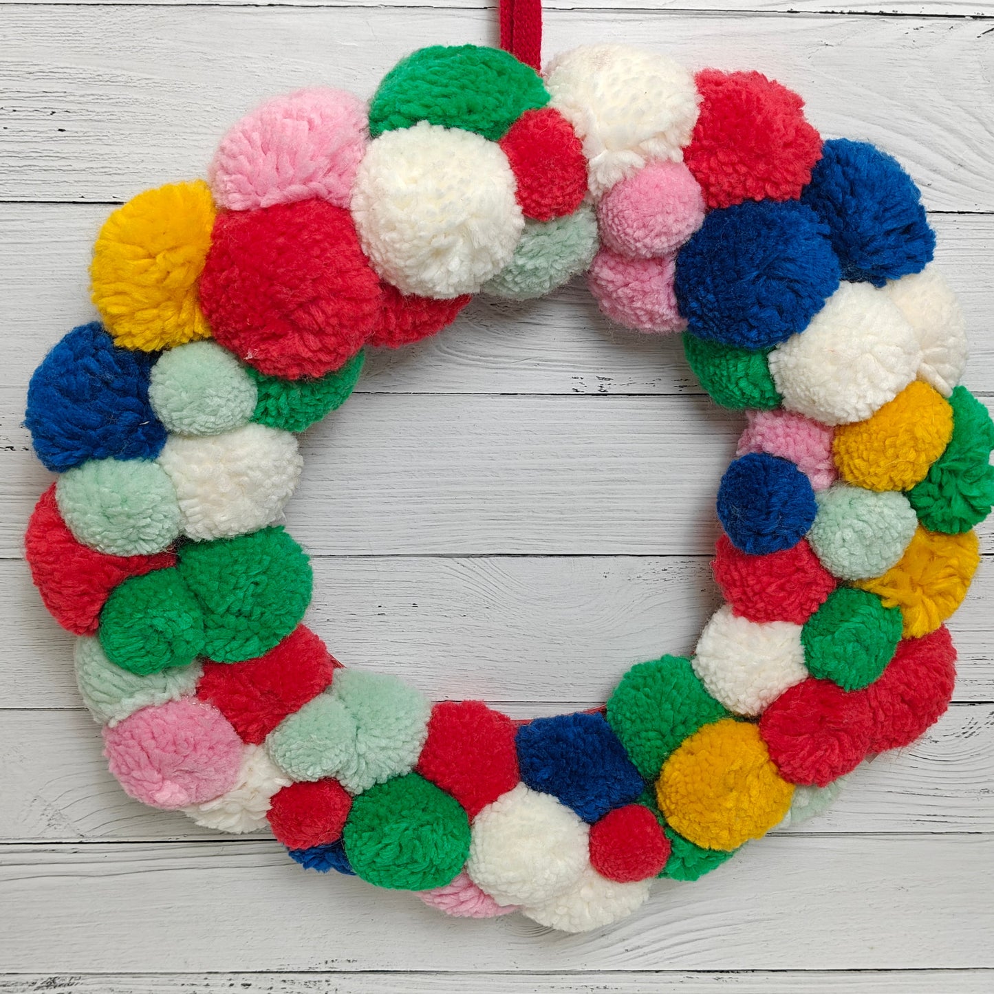 Merry Pom Pom Wreath