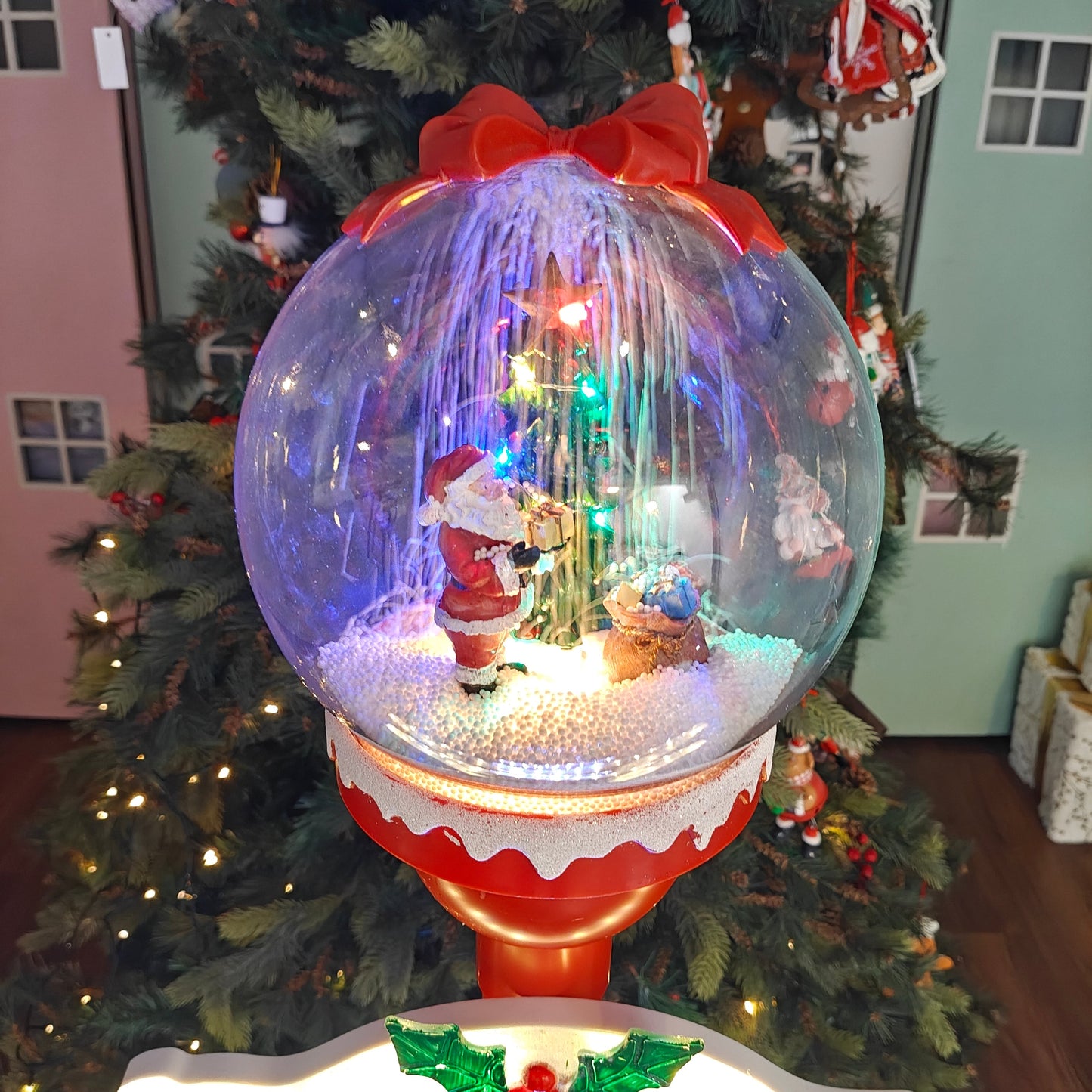 Light-Up North Pole Signpost