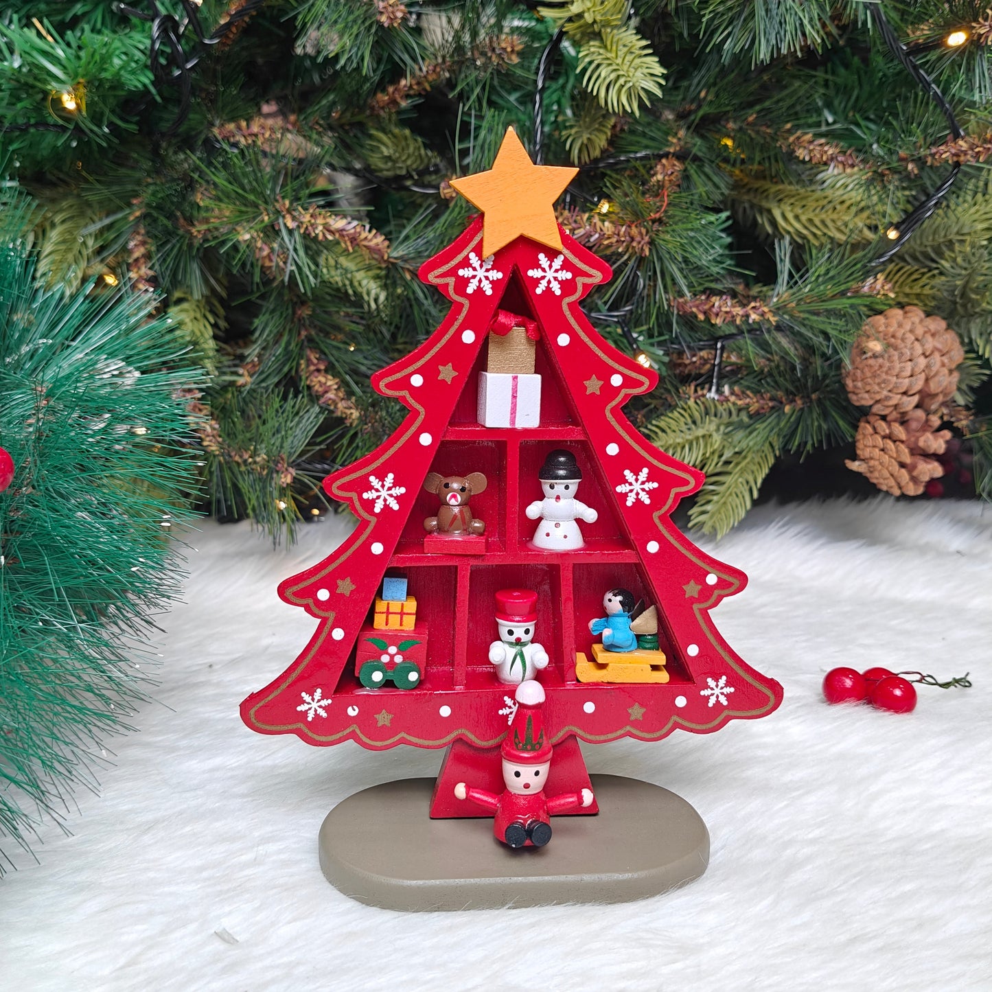 Wooden DIY Mini Snowflake Tabletop Tree (Red)