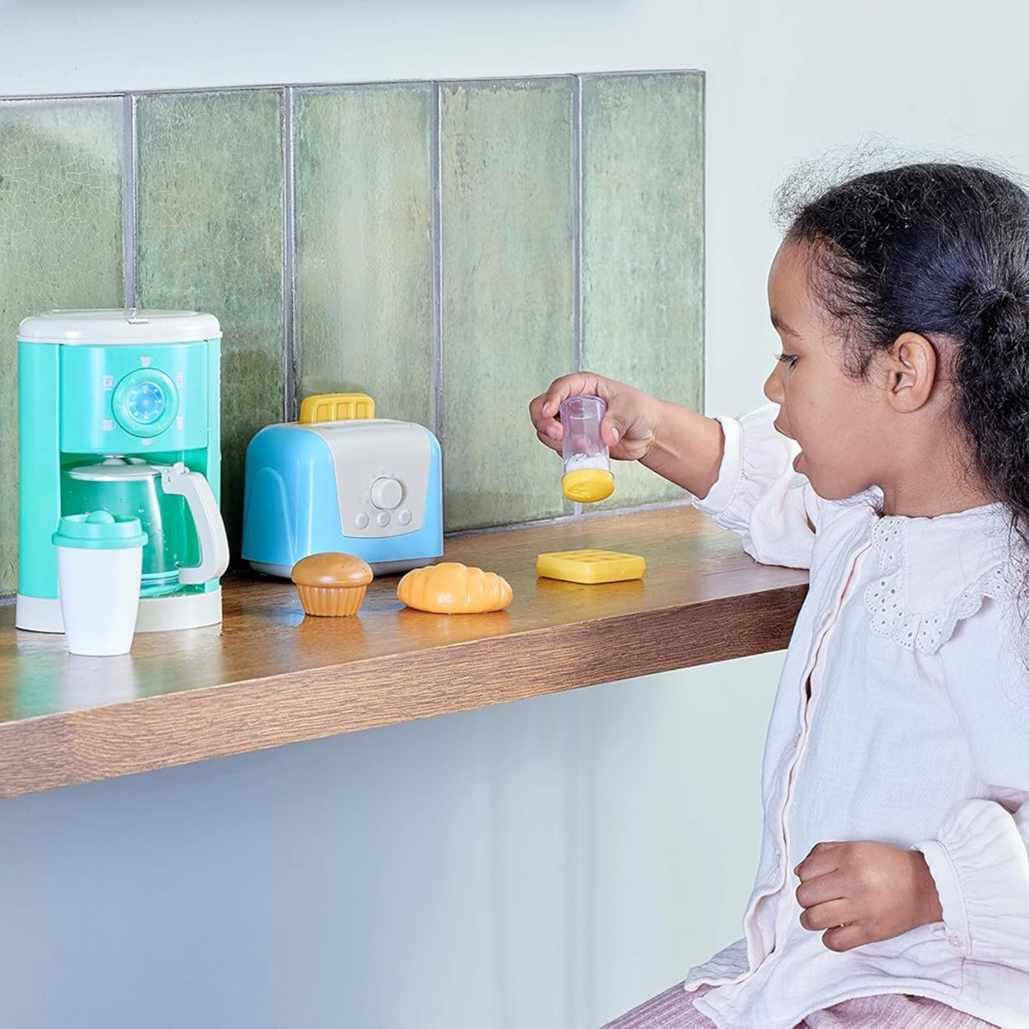 Casdon Takeaway Breakfast Set | Pretend Playset for Kids