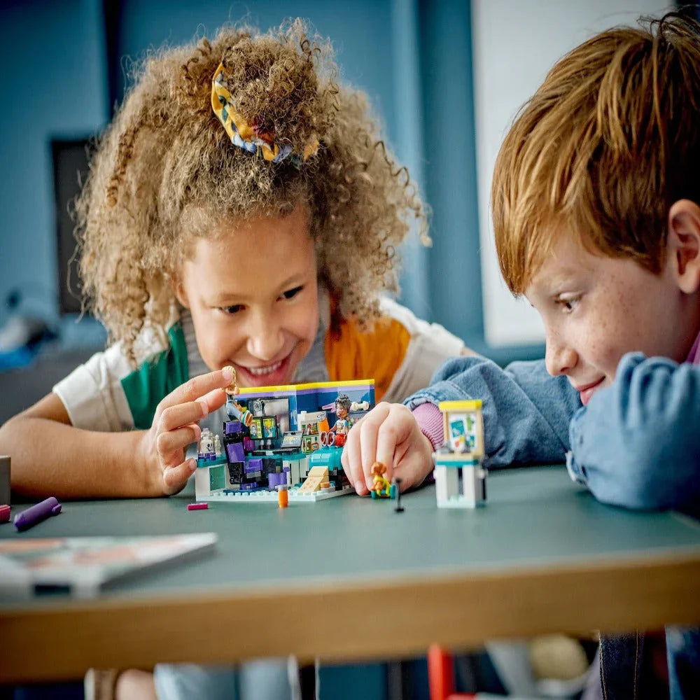 LEGO Friends Nova's Room