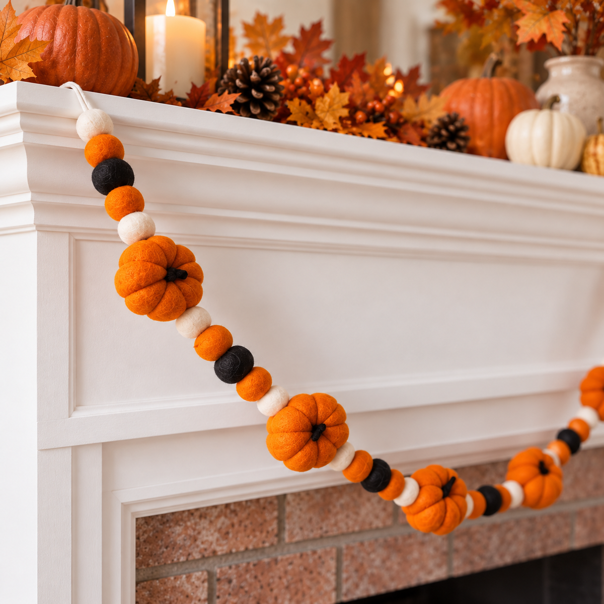 Pumpkin Pompom Bunting – Spooky Nightfall