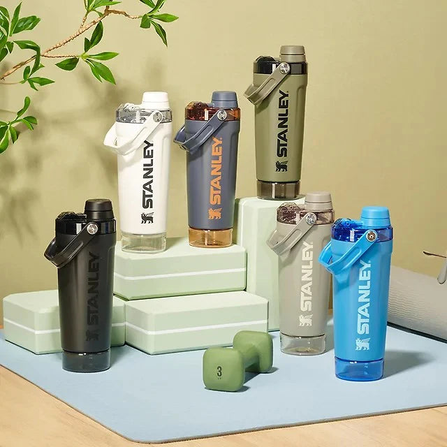 STANLEY Activate Shaker Bottle | Black 2.0