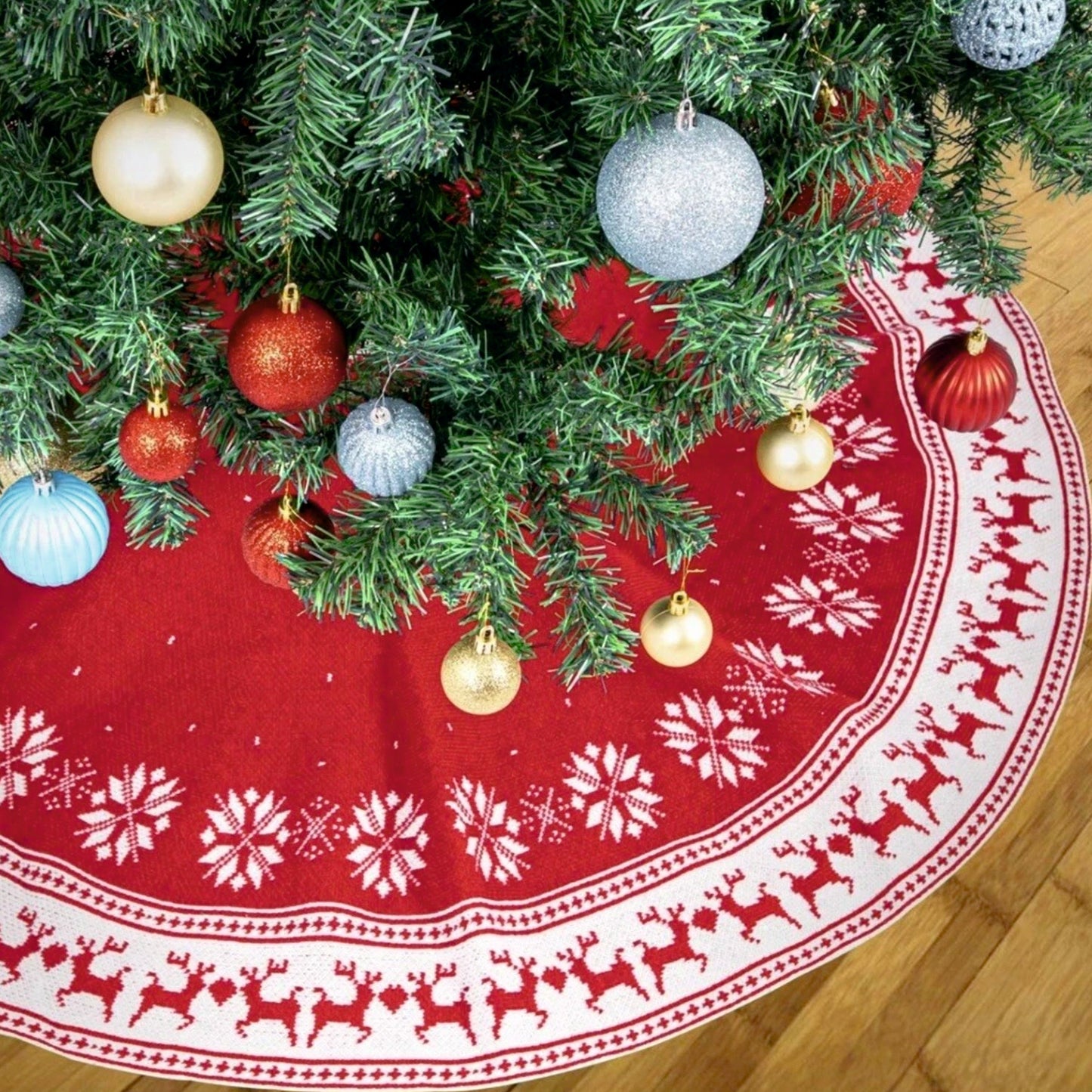 50'' Tree Skirt -to-Cape – Nordic Snowflakes